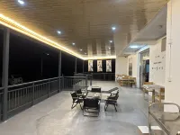 Yaoluoping Baiwei Farm Các khách sạn gần Red No.28 Division Military-political Former Site