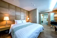 Xenia hotel