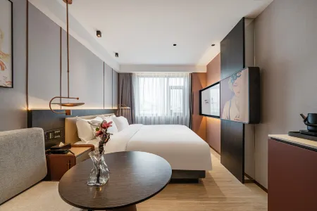 LEPON Hotel (Tianjin Railway Station Tianjin Eye) Отели рядом с достопримечательностью «Gallery of Tianjin Academy of Fine Arts»