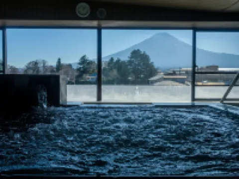 Mt. Fuji View Onsen Ooike Hotel Hotels in Fujikawaguchiko