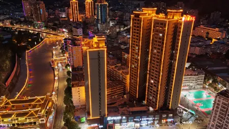 Wenxian Super 8 Hotel (Binjiang Xuefu Branch)