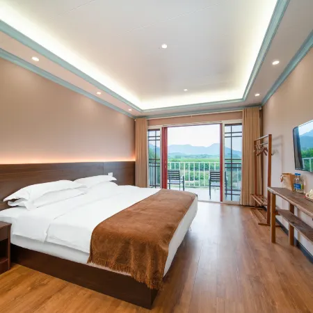 Hidden River view · Courtyard family vacation Courtyard residential quarters (Ningguo Shop)