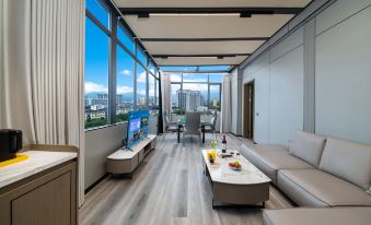 MEYO Hotel
