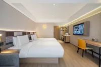 Homeinn Plus Hotel (Jinghong Starlight Night Market Gaozhuang Xishuangjing) Các khách sạn ở Cảnh Hồng