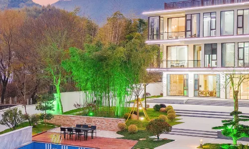 Changxing Manju B & B