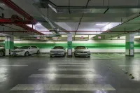 Yibai International Hotel (Nanchang West Station National Sports Center Branch) - Park Yeri