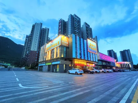 Jinshun Impression Hotel (Qingyuan Qingxin Gulongxia Branch) Отели рядом с достопримечательностью «Qingxin Culture Sports Center»