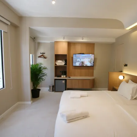 Urban Room Samed