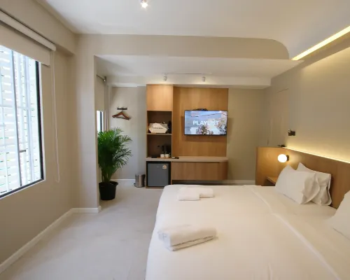 เออร์เบิ้น รูม เสม็ด โรงแรมใกล้หาดสับปะรด