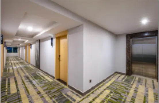 GreenTree Inn Express (Dongfang Avenue, High-speed Railway Station)