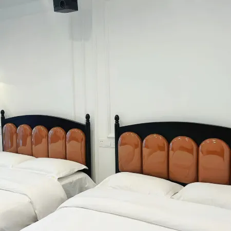 Hemu Hotel Apartment (Chuanxingulou Metro Station, Kunming University of Science and Technology)