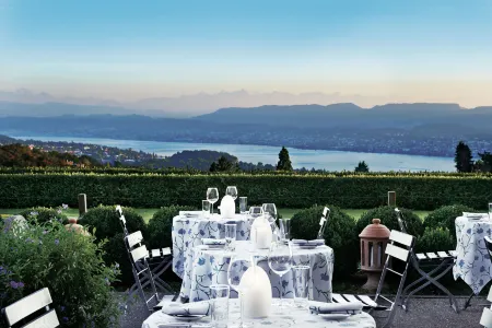 Boutique-Hotel Zurichberg Отели рядом с достопримечательностью «Старый город Цюриха»