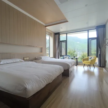 Weixi Fenghe Homestay
