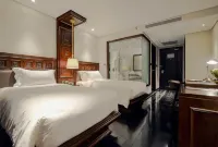 Le Jardin Hotel Haute Couture Отели в г. Площадь Ба Динь/ дворец съездов Giang Vo