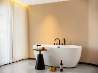 ELONE DELUXE - balcony