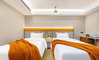 Guojin Hotel (Guangzhou Sun Yat-sen University South Campus Binjiang East Road Metro Station Branch)