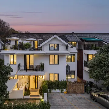 T innn · West Lake | Yueshang Yunshe Homestay (Hangzhou Taiziwan Park Branch)