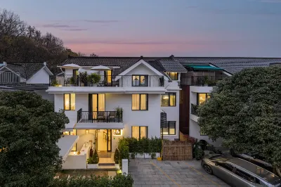 T innn · West Lake | Yueshang Yunshe Homestay (Hangzhou Taiziwan Park Branch) Hotel in zona Shicui Pavilion