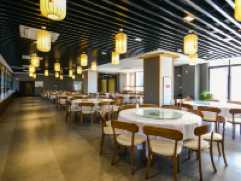 白馬湖濕地飯店 金湖住宿飯店