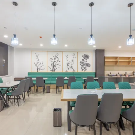 Zhizhen Hotel
