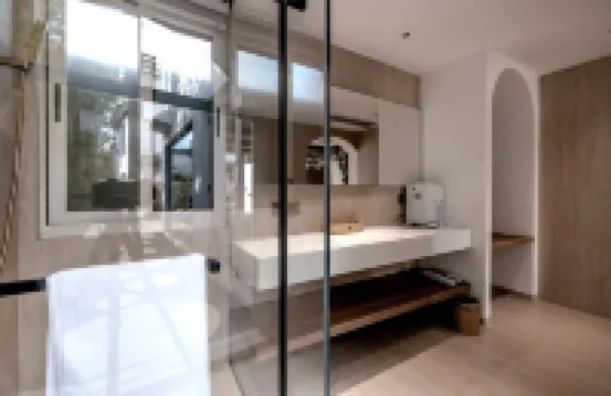 Dali · Lingyulan | DaLi Spring Mountain · Designer's Mountain-View Homestay (Cangshan Branch)