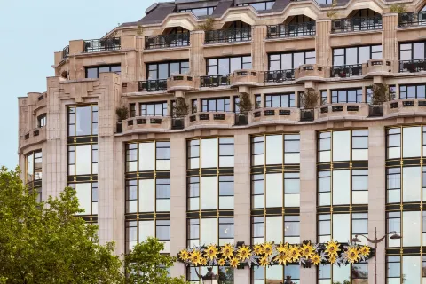 巴黎白馬莊園酒店 image