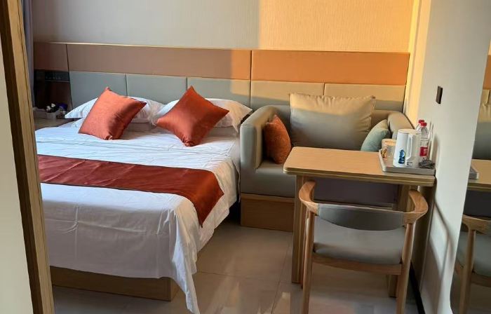 Shilou Huida Business Hotel