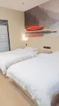 Huaying Select Hotel (Xiangyang North Expressway Toll Station Shop)