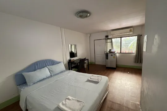 ห้องสแตนดาร์ด เตียงใหญ่ 1 เตียง