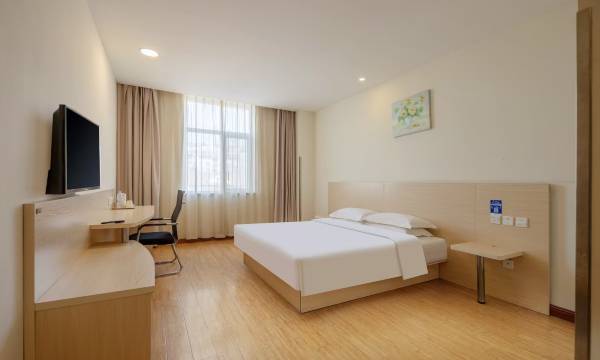 Juxin Hotel (Yantai Muping Bus Station Store)