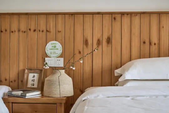 the Mountain the Water Yunxiju Guesthouse