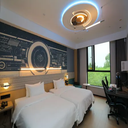 IU Hotel (Lingshou Shijiazhuang Railway Vocational and Technical College Store)