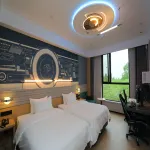 IU Hotel (Lingshou Shijiazhuang Railway Vocational and Technical College Store)