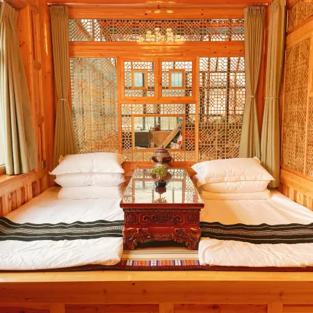 Xiahe Yuni Xiangyu Homestay (Labuleng Temple) Отели в г. Сяхэ