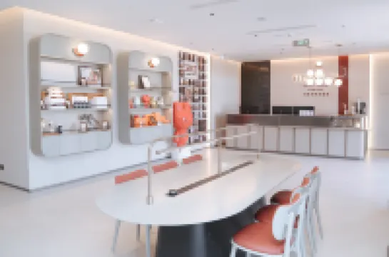 โรงแรมซานคี (สถานีรถไฟใต้ต้าถง ฟันทาวิลด์แอดเวนเจอร์)