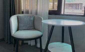 Quzhou Youth Holiday Hotel (Guojin Center Shui Ting Men)