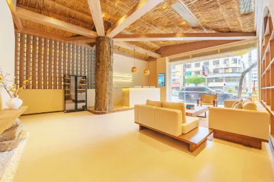 Cloud Season Hotel Hotels near Shantou Dongshan Lake