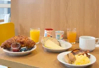 B&B Hotel Nantes Parc Expos la Beaujoire - Desayuno