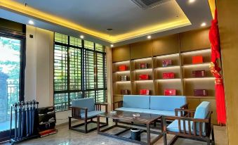 Haiyun Jia Hotel (Danzhou Baimajing Town Majing Night Market)