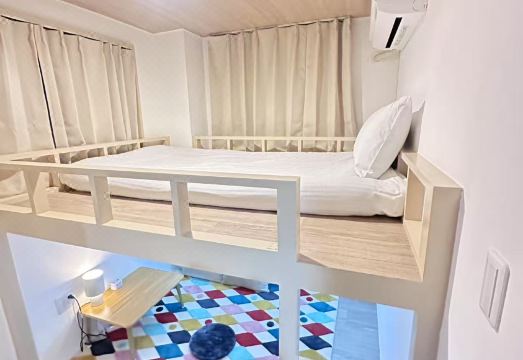 4. Cozey Re..