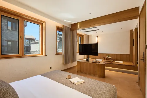 玩途・芸述民宿（大同古城代王府）