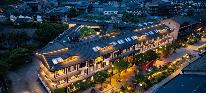 Li Family Courtyard Zen Hotel (Hongya Liujiang Ancient Town Branch) Hotels in Hongya County