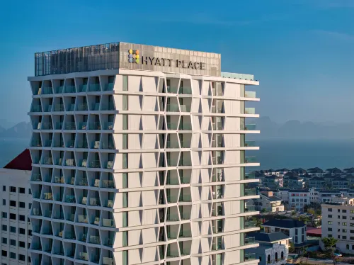 Hyatt Place Ha Long Bay, Bai Chay