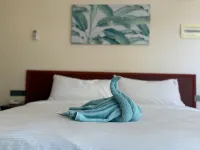 Noah Private Beach House Hotels in Himmafushi