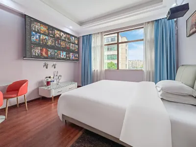 Xihai Diedai · East · Homestay