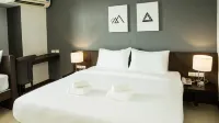 B2 Hat Yai Rat Uthit Boutique & Budget Hotel
