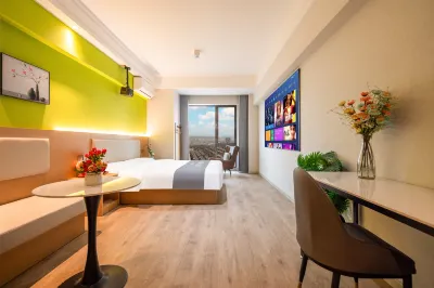 Muguang Movie Hotel (Yuedengge Subway Station) 얀밍 호수 생태지구 습지 주변 호텔