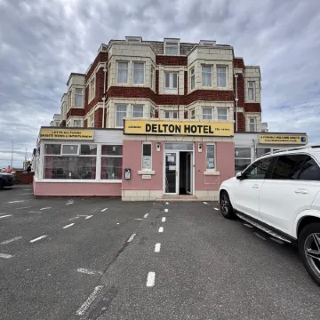 OYO Delton Hotel Blackpool Pleasure Beach