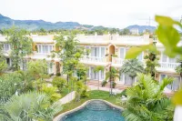 Sokchea Kampot Hotel - Bjergudsigt