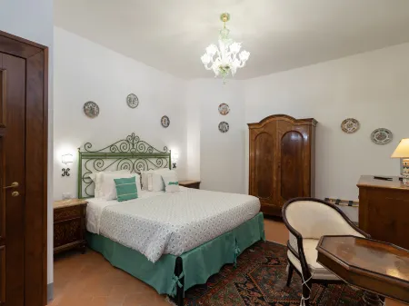 Borgia di Firenze Отели рядом с достопримечательностью «San Felice in Piazza»